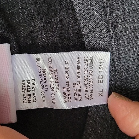 Pittsburgh Steelers Kangaroo Pocket Long Sleeve Tee with DEFECT - Picture 8 of 9